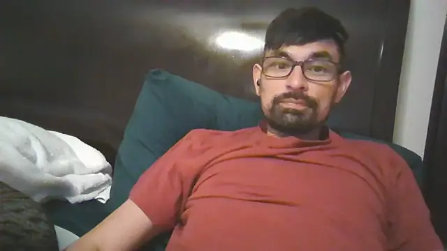 Snapshot of spence204011 chatting on 03-17-26, 12:37 spence204011 online show from 03-17-26, 12:37