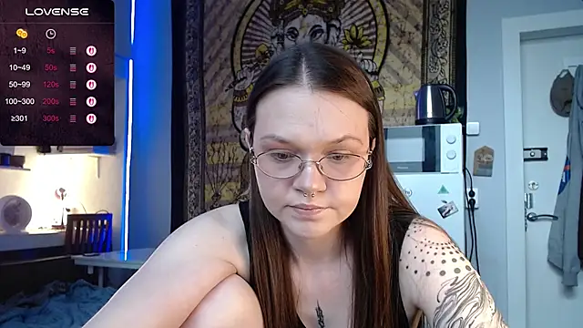 cranberry hot online show from 05-29-26, 11:41
