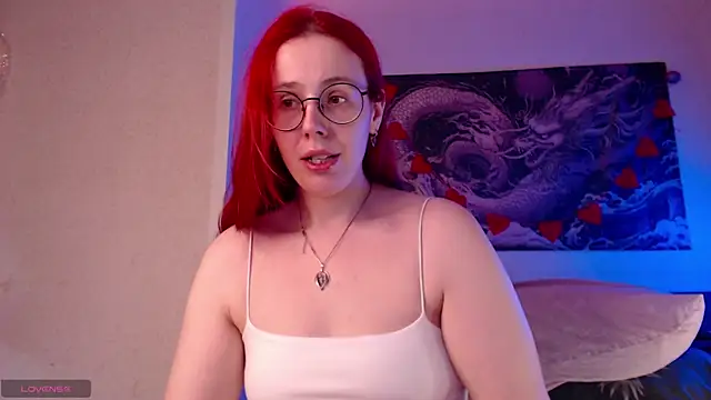 VanessaLincum online show from 05-26-26, 06:42