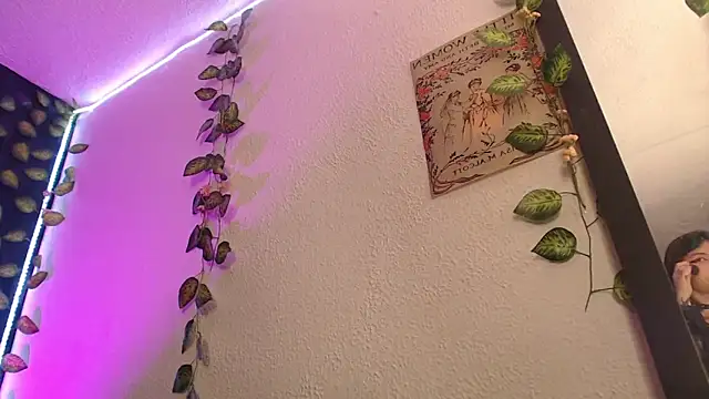 niakat  online show from 03-21-26, 03:22