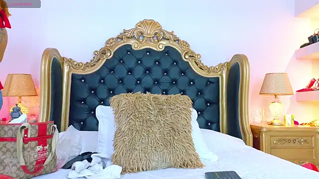AdelinaVans online show from 07-08-26, 11:48