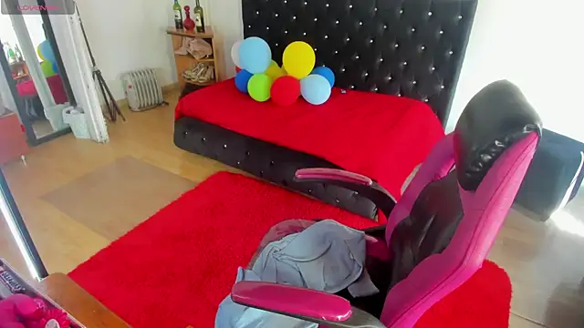 Aliciia cute1 online show from 03-14-26, 07:41