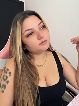 SweetPaige  online show from 05-26-26, 12:12