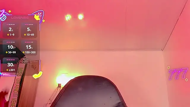 naomy  xx online show from 06-10-26, 03:18