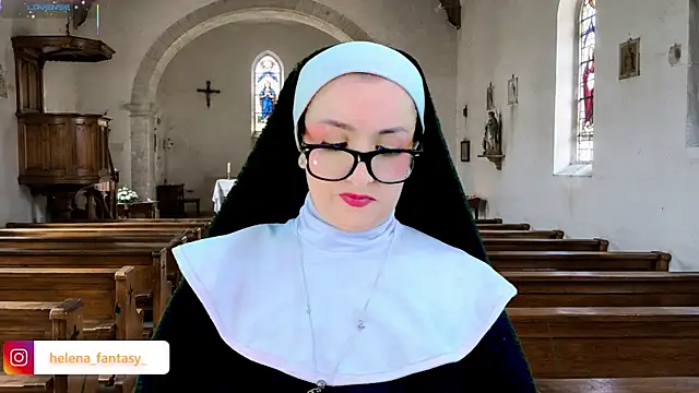 Snapshot of helenas_fantasy chatting on 06-18-26, 04:24 helenas fantasy online show from 06-18-26, 04:24