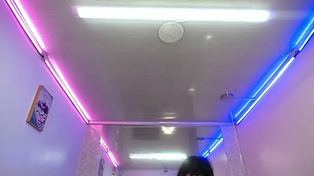 Snapshot of candy_lux_ chatting on 02-12-26, 09:32 candy lux online show from 02-12-26, 09:32