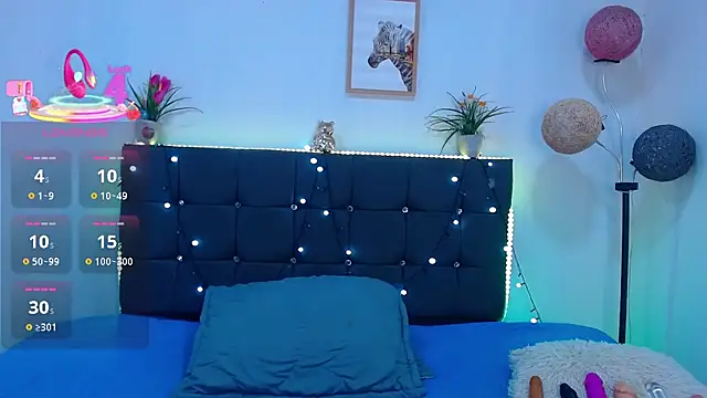 Snapshot of candy_lux_ chatting on 02-23-26, 08:50 candy lux online show from 02-23-26, 08:50