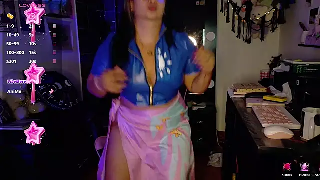 Snapshot of mollyshake1 chatting on 02-04-26, 09:15 mollyshake1 online show from 02-04-26, 09:15