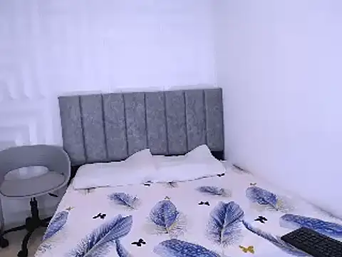 nataly red online show from 01-23-25, 05:10