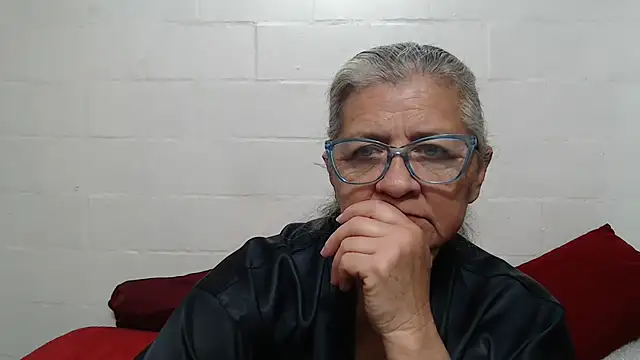 Snapshot of candy_mature_ chatting on 10-30-25, 11:22 candy mature online show from 10-30-25, 11:22