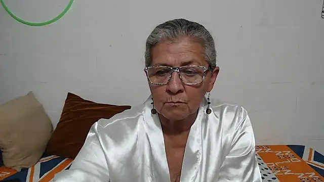 Snapshot of candy_mature_ chatting on 03-04-26, 11:00 candy mature online show from 03-04-26, 11:00
