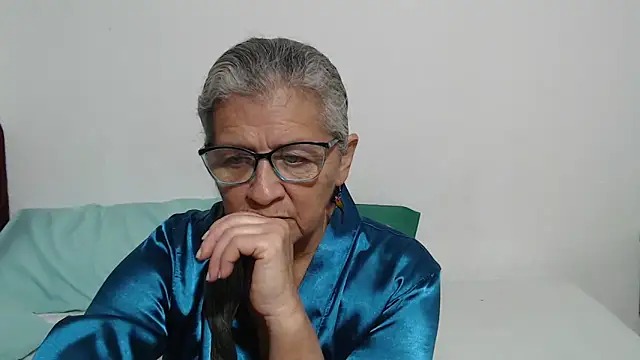 Snapshot of candy_mature_ chatting on 04-07-26, 12:33 candy mature online show from 04-07-26, 12:33