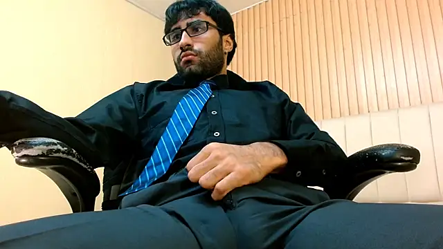 Snapshot of MilanZaire chatting on 01-10-26, 11:09 MilanZaire online show from 01-10-26, 11:09