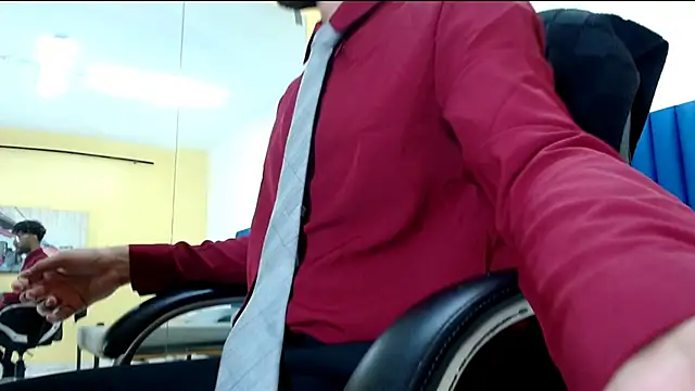 Snapshot of MilanZaire chatting on 02-07-26, 10:02 MilanZaire online show from 02-07-26, 10:02