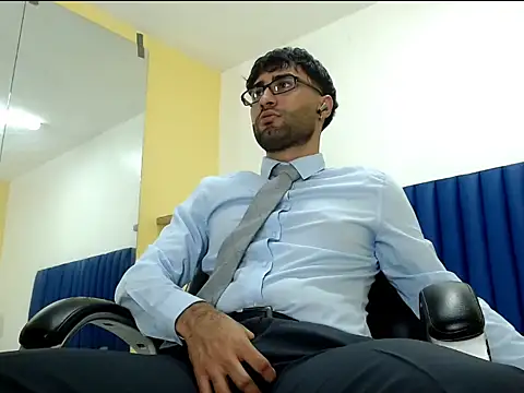 Snapshot of MilanZaire chatting on 02-10-26, 09:08 MilanZaire online show from 02-10-26, 09:08