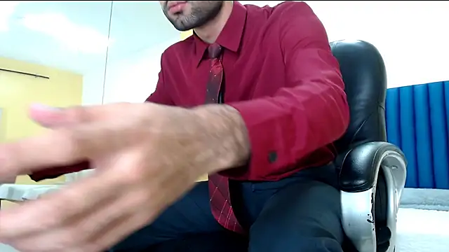 Snapshot of MilanZaire chatting on 02-11-26, 11:32 MilanZaire online show from 02-11-26, 11:32