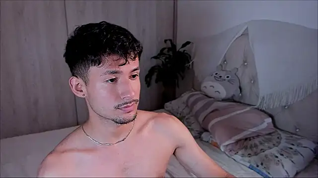 dimitri targaryen online show from 10-01-25, 04:46