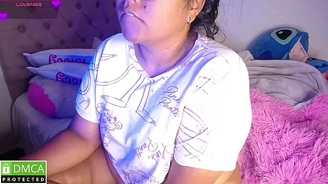 Snapshot of KittyHot20 chatting on 01-08-26, 07:54 KittyHot20 online show from 01-08-26, 07:54