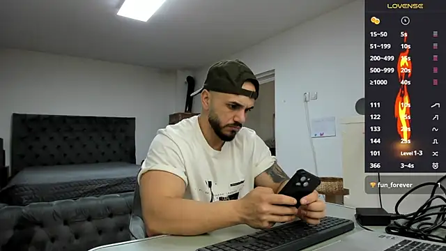 supermanboy94 online show from 03-26-26, 07:03