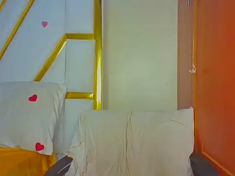 Snapshot of cutesmiling chatting on 02-26-26, 03:44 cutesmiling online show from 02-26-26, 03:44