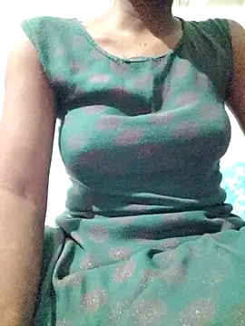 rituporna2004 online show from 02-09-26, 02:10