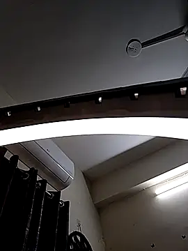 Leeeezzzz roy online show from 10-30-25, 05:53