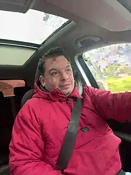 Snapshot of Jose_HotLatino chatting on 02-12-26, 08:42 Jose HotLatino online show from 02-12-26, 08:42