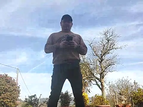 Snapshot of Jose_HotLatino chatting on 02-23-26, 02:58 Jose HotLatino online show from 02-23-26, 02:58