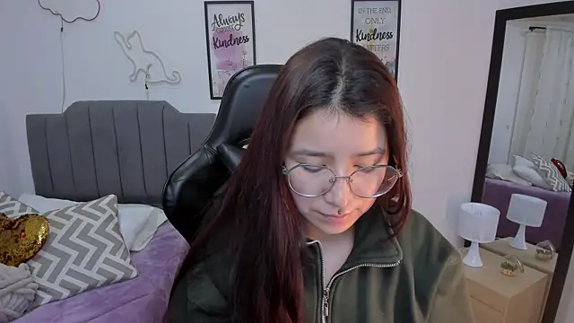 Amy joones online show from 03-05-26, 11:17