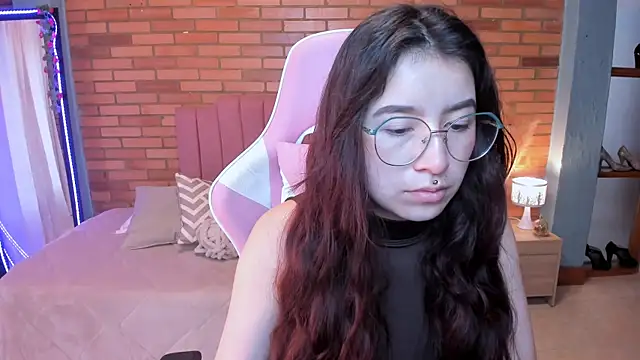 Amy joones online show from 06-03-26, 11:46