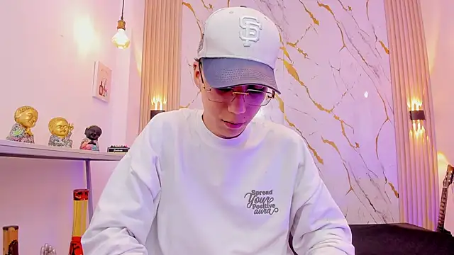 Nikolay Gregori online show from 03-25-26, 04:18