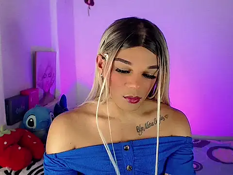 Snapshot of Gorrion__ chatting on 05-19-26, 11:55 Gorrion online show from 05-19-26, 11:55