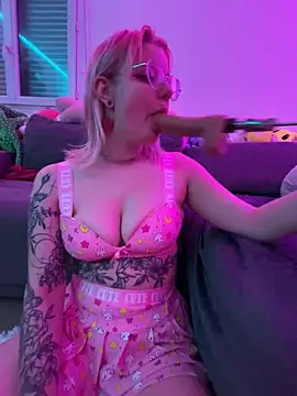 LaskaLeRoomba online show from 01-17-26, 09:40