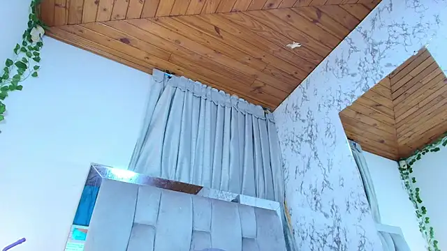 Snapshot of Eda_Bonne chatting on 03-15-26, 12:33 Eda Bonne online show from 03-15-26, 12:33