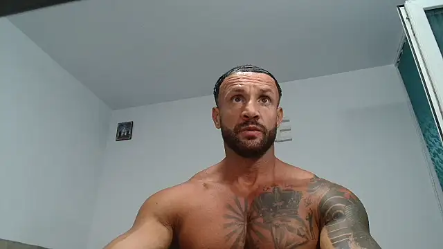 Magnificmuscles89 online show from 07-05-26, 09:33