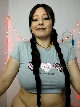 Snapshot of kristal_ktl chatting on 06-01-26, 01:18 kristal ktl online show from 06-01-26, 01:18