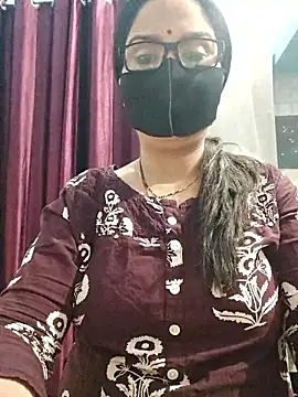 Snapshot of Aishwaryaa_69 chatting on 01-13-26, 11:59 Aishwaryaa 69 online show from 01-13-26, 11:59