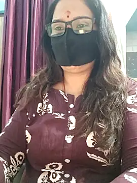 Snapshot of Aishwaryaa_69 chatting on 02-08-26, 09:34 Aishwaryaa 69 online show from 02-08-26, 09:34