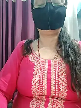 Snapshot of Aishwaryaa_69 chatting on 04-17-26, 07:22 Aishwaryaa 69 online show from 04-17-26, 07:22