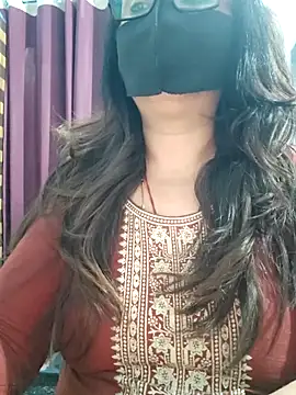 Snapshot of Aishwaryaa_69 chatting on 04-24-26, 07:44 Aishwaryaa 69 online show from 04-24-26, 07:44