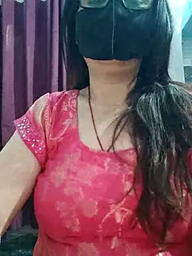 Snapshot of Aishwaryaa_69 chatting on 05-02-26, 02:38 Aishwaryaa 69 online show from 05-02-26, 02:38