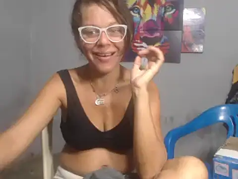 Horney-Blonde online show from 12-03-24, 03:41