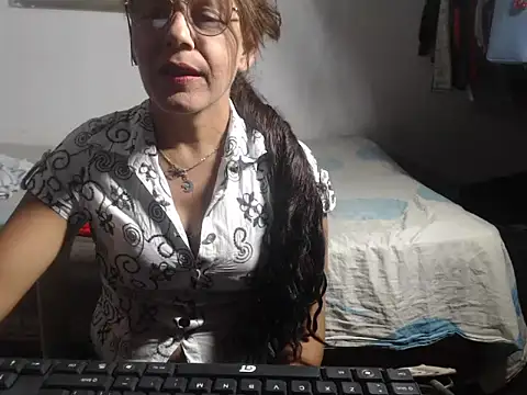 Horney-Blonde online show from 01-03-25, 10:51