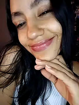 Snapshot of pleasure_and_fantasy chatting on 12-23-24, 08:47 pleasure and fantasy online show from 12-23-24, 08:47