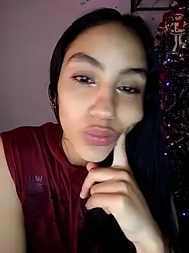 Snapshot of pleasure_and_fantasy chatting on 12-28-24, 07:43 pleasure and fantasy online show from 12-28-24, 07:43