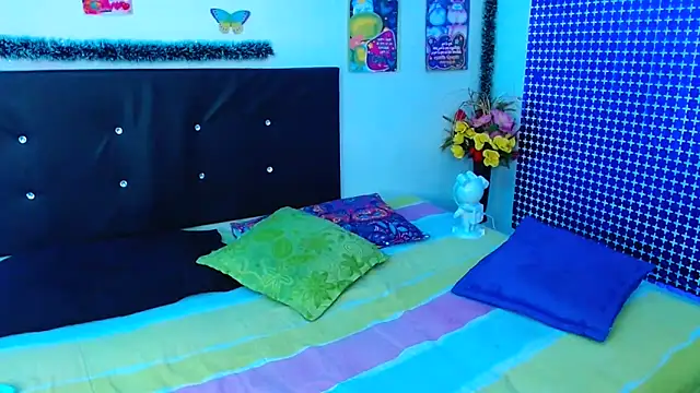 Snapshot of pleasure_and_fantasy chatting on 03-11-25, 10:20 pleasure and fantasy online show from 03-11-25, 10:20