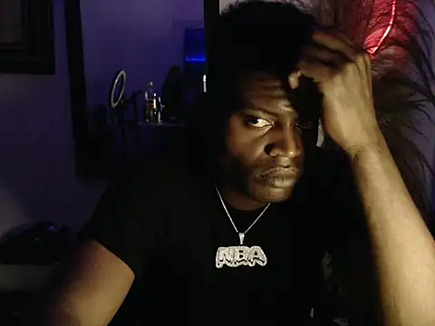 Snapshot of elnigga21 chatting on 04-10-26, 08:24 elnigga21 online show from 04-10-26, 08:24