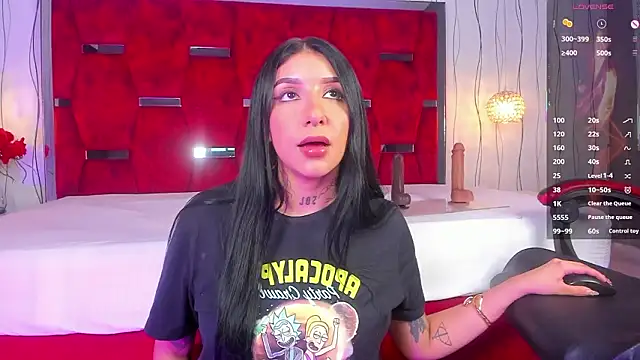 Snapshot of Leiaa_ chatting on 02-20-26, 02:30 Leiaa online show from 02-20-26, 02:30