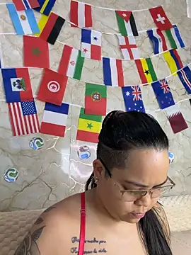 Snapshot of naughtylesbians__ chatting on 06-20-26, 01:41 naughtylesbians online show from 06-20-26, 01:41