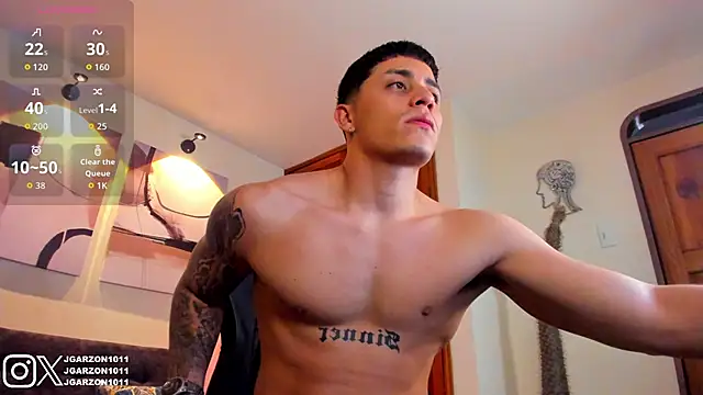 Snapshot of _joansoto chatting on 04-09-26, 01:49 joansoto online show from 04-09-26, 01:49